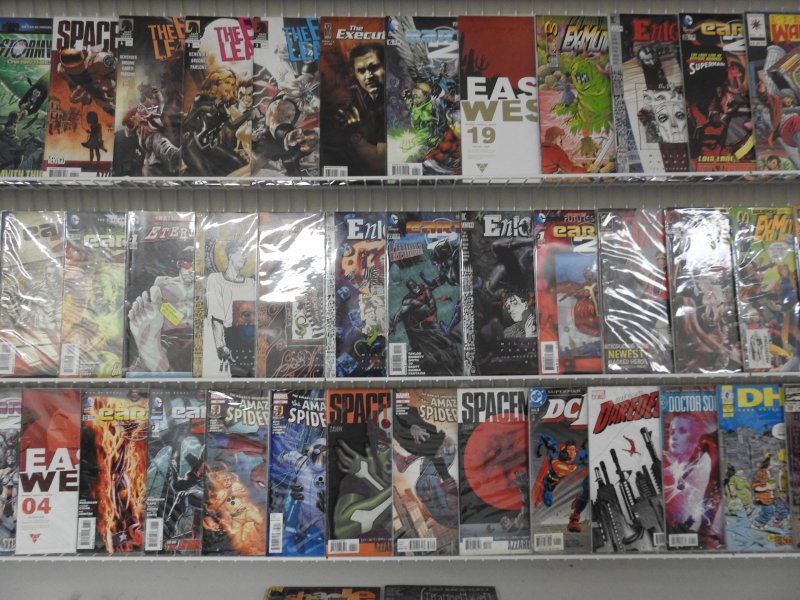 Huge Lot 120+ Comics W/ Daredevil, Superman, Spider-Man+ Avg VF Condition!!