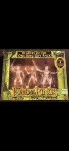 TOYBIZ LORD OF THE RINGS - BEARES OF THE ONE RING GIFT PACK  LOT OF 4