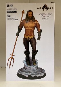 Icon Heroes Aquaman Collectible Statue