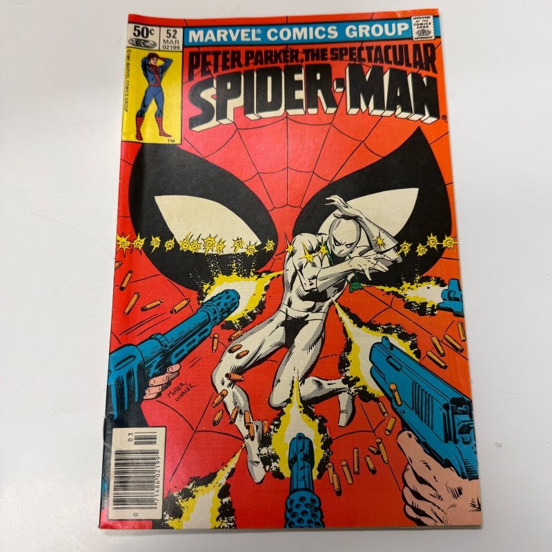 Peter Parker, The Spectacular Spider-Man #52  FN/NM Marvel Comic Book 2 ET18