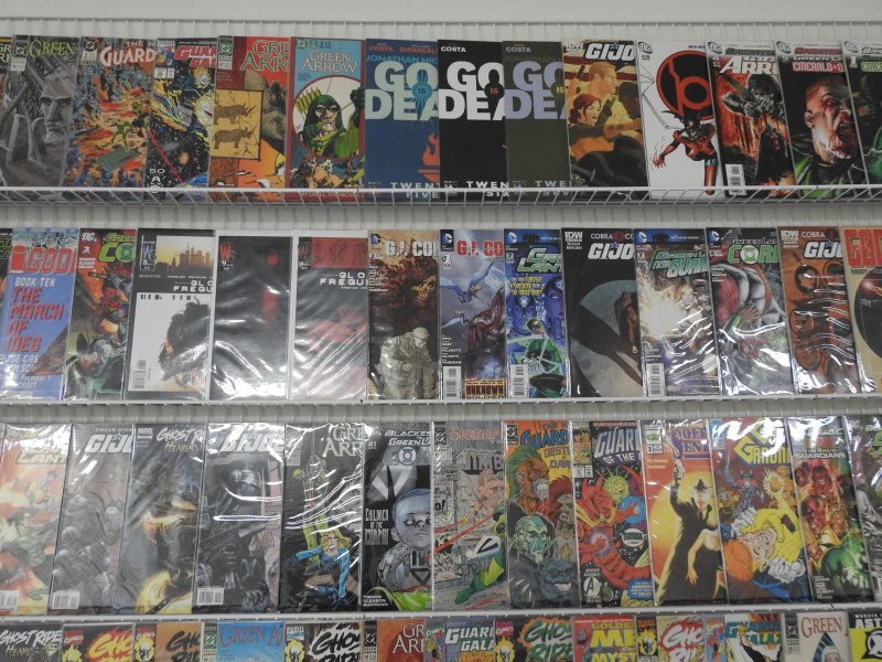 Huge Lot 120+ Comics W/ G. I. Joe, Green Lantern, X-Men, +More! Avg VF- Cond!