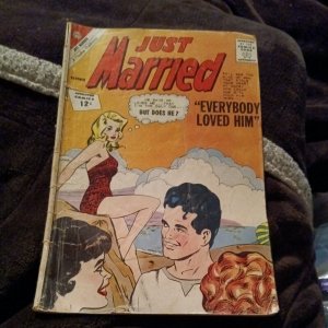 Just Married #27 1962 Swimsuit headlights cover Spicy Romance Charlton Comic