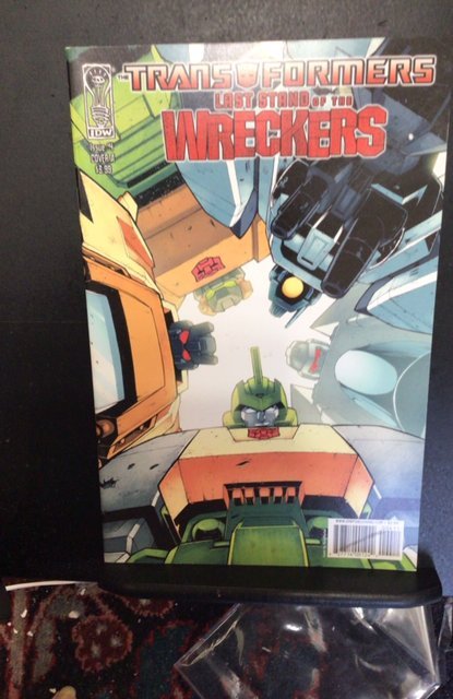 The Transformers Last stand of the wreckers #4 Cover A (2011) high-grade NM-