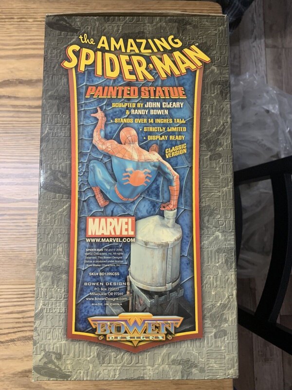 Spider-Man Statue  by Bowen *Classic Version* Marvel John Clearly 270/1000 NIB