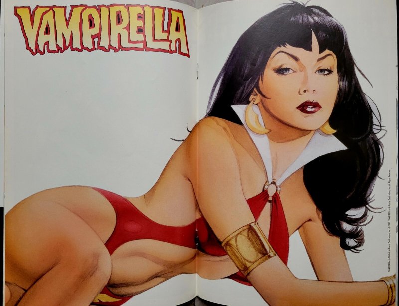 Vampirella Preview Edition #1 (Harris 2001) Cover & Art by MIKE MAYHEW VG/FN 5.0