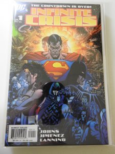 Infinite Crisis #1 George Pérez Cover (2005)