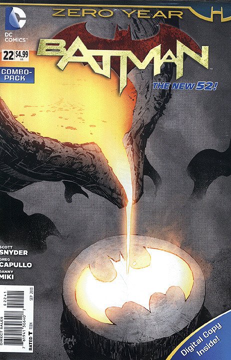 BATMAN  (2011 Series)  (DC NEW52) #22 COMBO Near Mint Comics Book