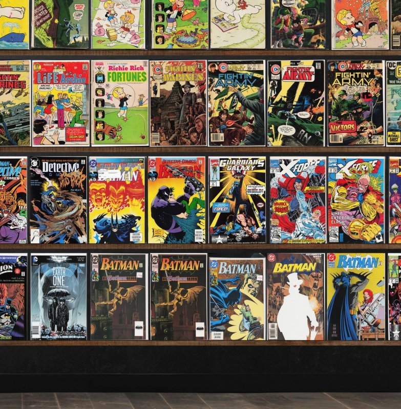 Huge Lot 150+ Comics with Batman, Detective Comics, X-Force & More!