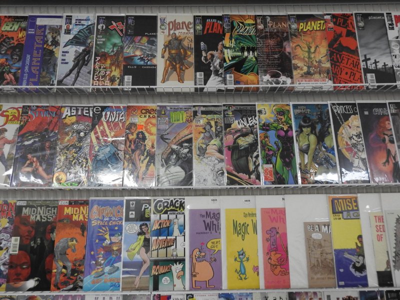 Huge Lot 150+ Comics W/ Kubuki, Shi, Charlie Chan+ Avg VF- Condition!!