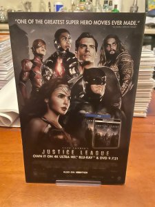 Batman #112 (2021) NM - 1st cameo app. Peacekeeper X