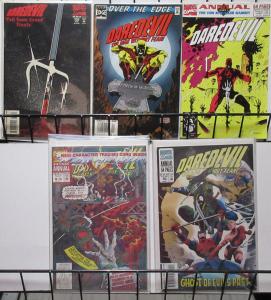 Daredevil (Marvel 1983-95) #193-344 Lot of 45Diff Reader's Library Grace Falling