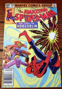 AMAZING SPIDER-MAN #239 7.5-8.0 2ND APP HOBGOBLIN NEWSSTAND Copy Key Issue  