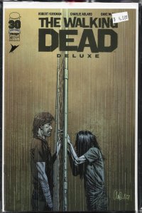 The Walking Dead Deluxe #41 Cover B (2022) The Walking Dead