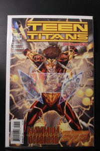Teen Titans #25 Newsstand Edition (2014)