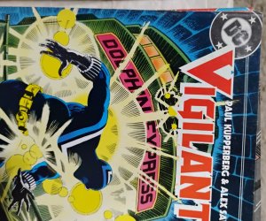 VIGILANTE  #16 1985   DC COMICS     PEACEMAKER TV ADRIAN CHASE