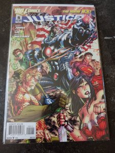 JUSTICE LEAGUE #5 VF/NM