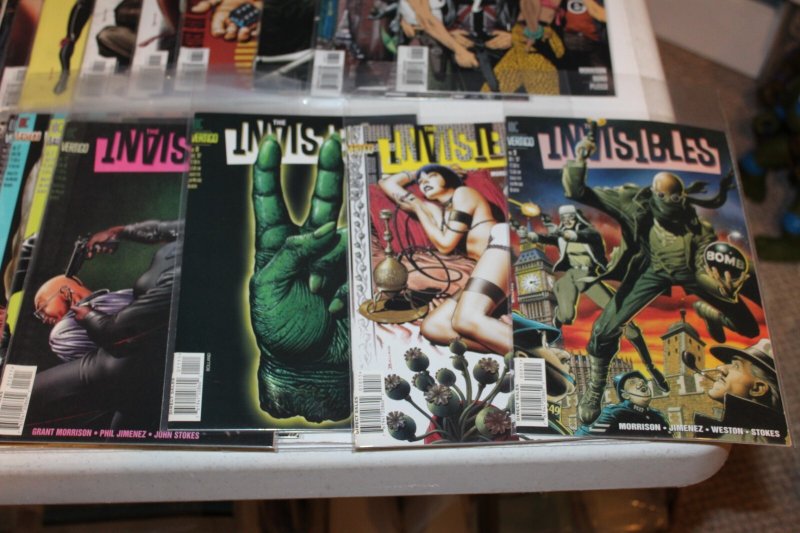 Complete Set Invisibles Vol 2 1-22 + Countdown 1-9 1997 1999 NM Vertigo Morrison