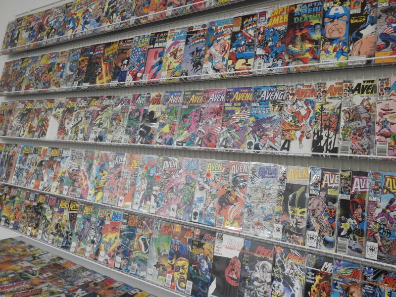 Huge Lot of 180+ Comics W/ Captain America, Avengers +More! Avg VF Condition