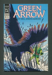 Green Arrow #30  / 9.4 NM  - 9.6 NM+  /  March 1990