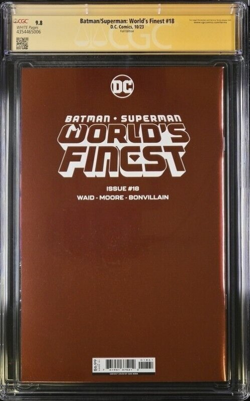 Batman / Superman:World's Finest(2023) #18 (CGC 9.8)Signed Dan Mora Foil Edition