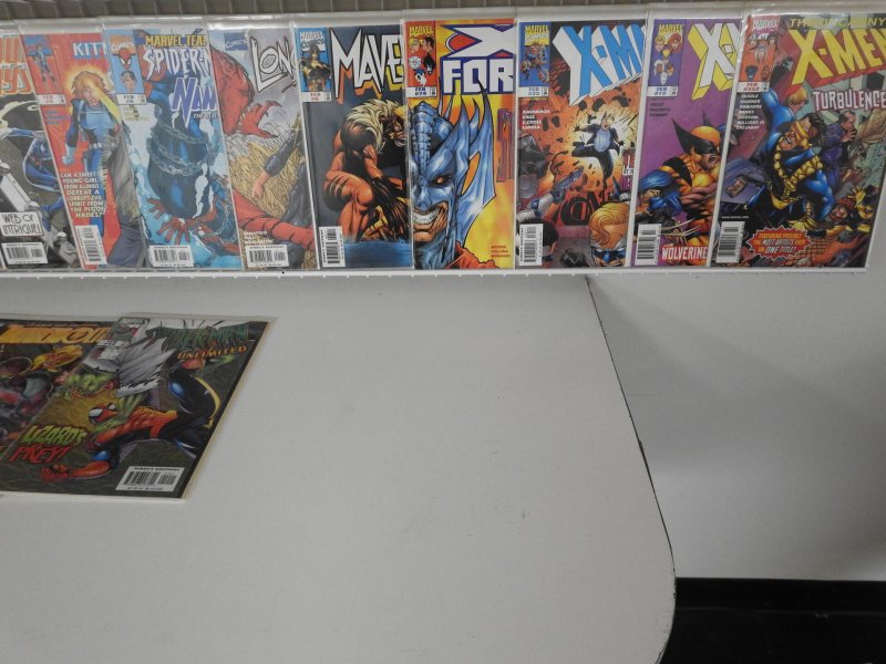 Huge Lot 120+ W/ Hulk, Captain America, Blade+ Avg VF Condition