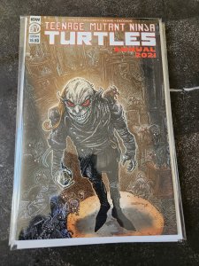 TEENAGE MUTANT NINJA TURTLES ANNUAL 2021 (COVER B VARIANT)
