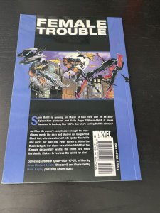 Ultimate Spider-Man Vol.  #8 1st Print Trade Paperback Brian Michael Bendis 