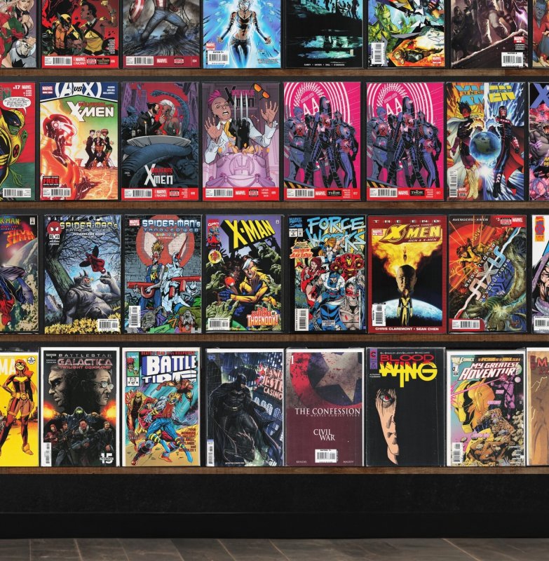 Huge Lot 150+ Comics with X-Man, Avengers Arena, Force Works & More!