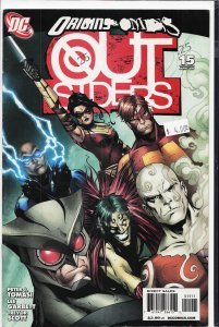 The Outsiders #15 (2009) The Outsiders