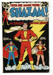 SHAZAM #3 great cover comic book - 1973 Mary Marvel