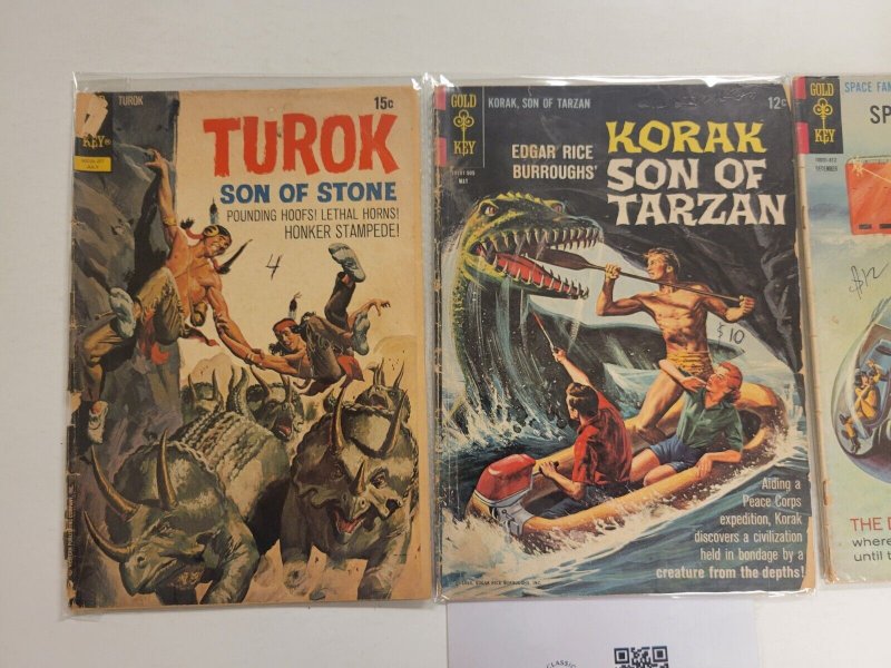 3 Gold Key Comics #31 Lost in Space #207 Turok #505 Korak son of Tarzan 40 TJ13