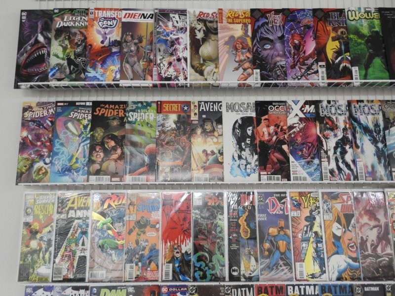 Huge Lot 180+ Comics W/Batman, Spider-Man, Avengers+ Avg VF Condition!!