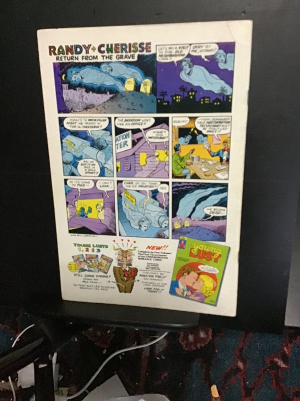 Young Lust #4   Sprint underground key! High grade!VF/NM Wow