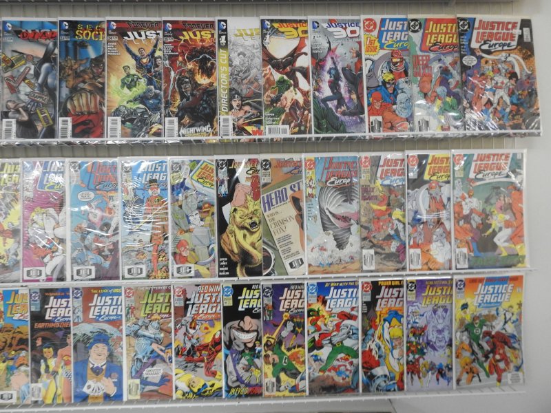 Huge Lot 140+ Comics ALL JUSTICE LEAGUE!! Avg VF+ Condition!