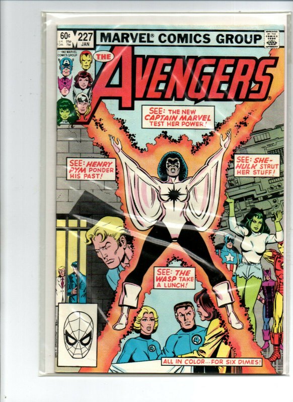 Avengers #227 - 2nd appearance Monica Rambeau - Captain Marvel - 1983 - VF/NM