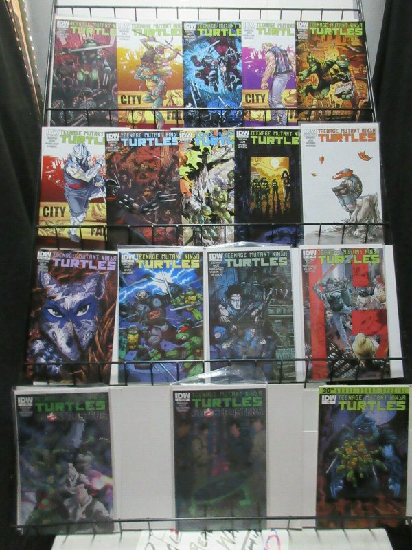 Teenage Mutant Ninja Turtles IDW Lot of 17Issues from #25-45 w Variants