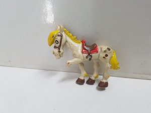 Figura de la serie Lucky Luke: Jolly Jumper. Le falta una de las patas