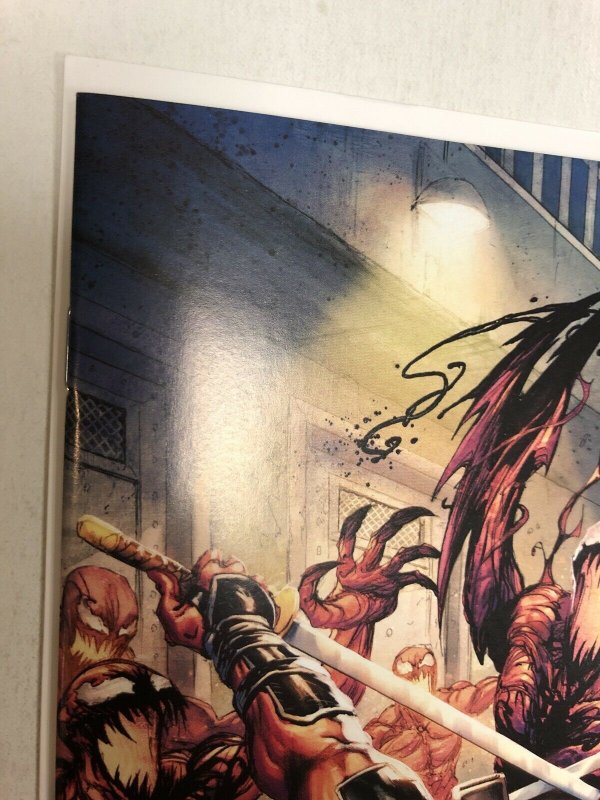 Absolute Carnage VS Deadpool  # 1 (NM) Tyler Kirkham Virgin Edition Variant CE