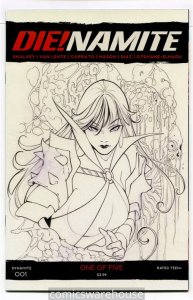 DIE!NAMITE (2020 DYNAMITE) #1 VARIANT 1:25 MOMOKO VAMPIRELLA B&W INCV NM G11406