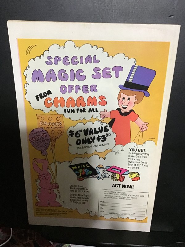 Super Friends #1 (1976) hi grade 1st issue key penguin cover! VF+ Wow!