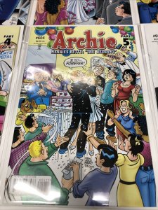 Archie Comics Set Issue (2010) # 600-601 (VF/NM) Comelete Ser • Michael Uslan