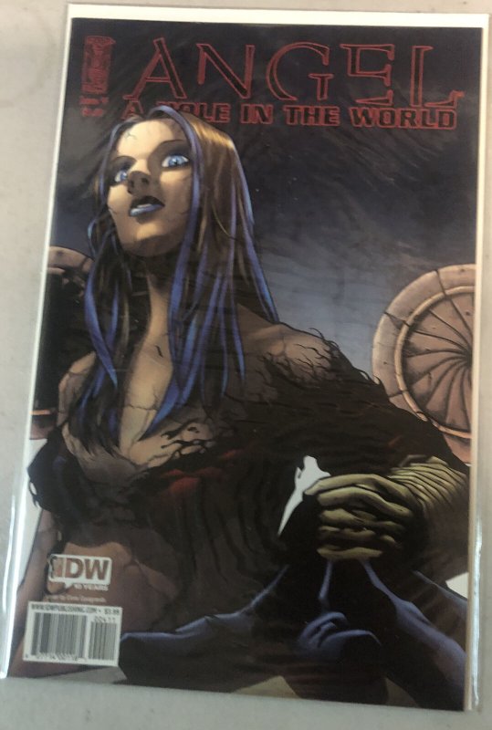 Angel: A Hole In The World #1-5 VF/NM complete series