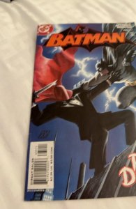 Batman #635 (2005)first red mask NEWSTAND