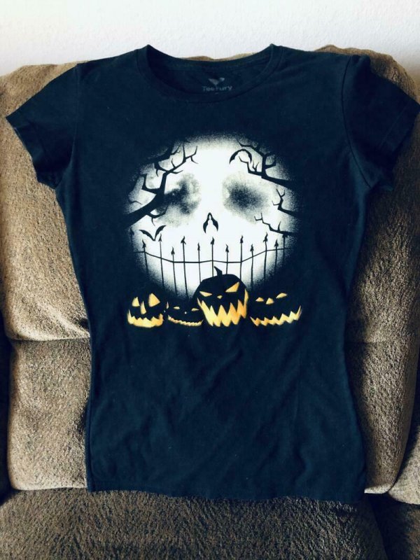 NIGHTMARE BEFORE CHRISTMAS T-SHIRT, Small, used, Tim Burton Jack Skellington