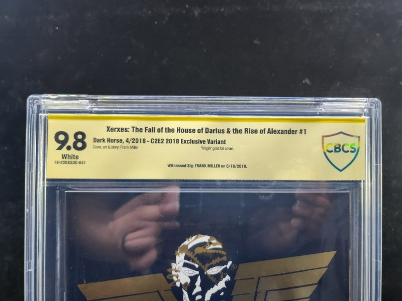 Xeres:FHDRA #1 - Signed Frank Miller/C2E2 Virgin Gold Variant - CBCS 9.8 - 2018