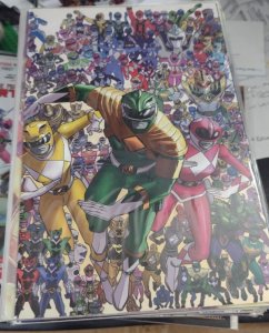 MIGHTY MORPHIN POWER RANGERS # 25  2018  boom shattered grid koblish variant key