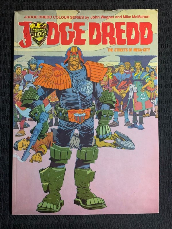 1982 JUDGE DREDD The Streets of Mega-City SC VG 4.0 1st Titan Books