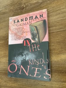 The Kindly Ones Sandman Vol # 9 Graphic Novel Comic Book SEALED Hardcover 3 J318