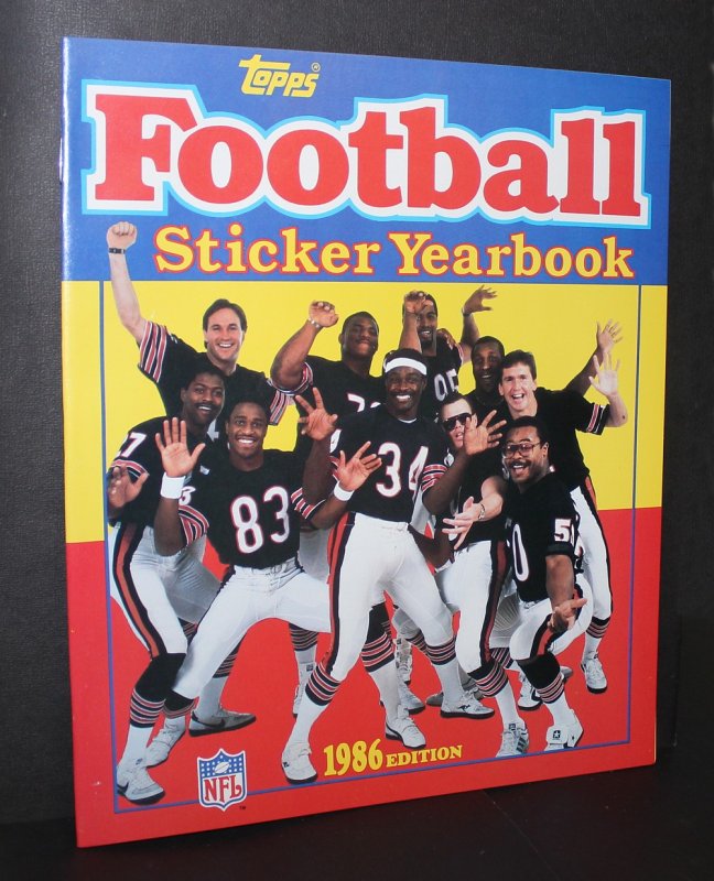 1986 Topps Football Sticker Album /  NM-MT