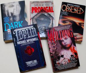 5 Dell/Abyss Horror Paperbacks. (Lot 3)